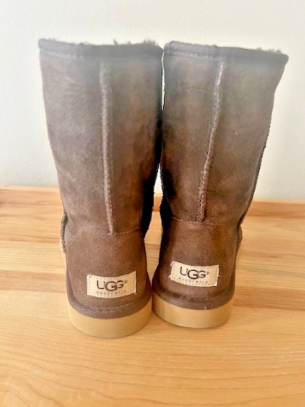 UGG Australia Brown Suede Boots Women Size 7 Mid-Calf Sheepskin Lined - Picture 3 of 5